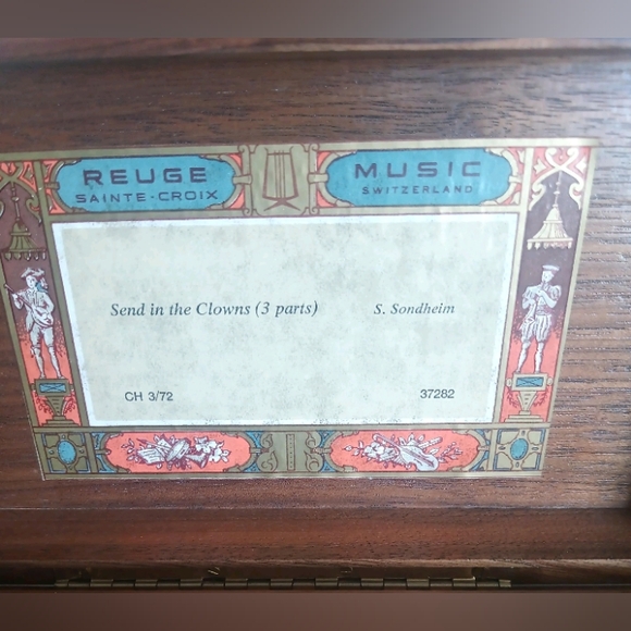 Reuge Wooden Music Box - Picture 2 of 9